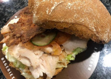 Kylling/bagt ost sandwich